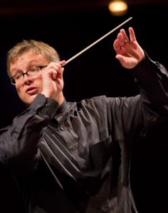 Philippe-Bach dirigiert die Jenaer Philharmonie